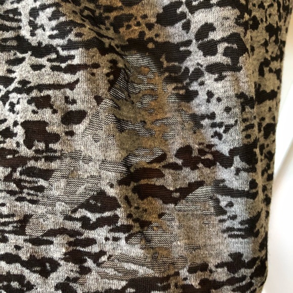 BURNOUT SEMI SHEER SHIRT BLACK - Picture 6 of 6